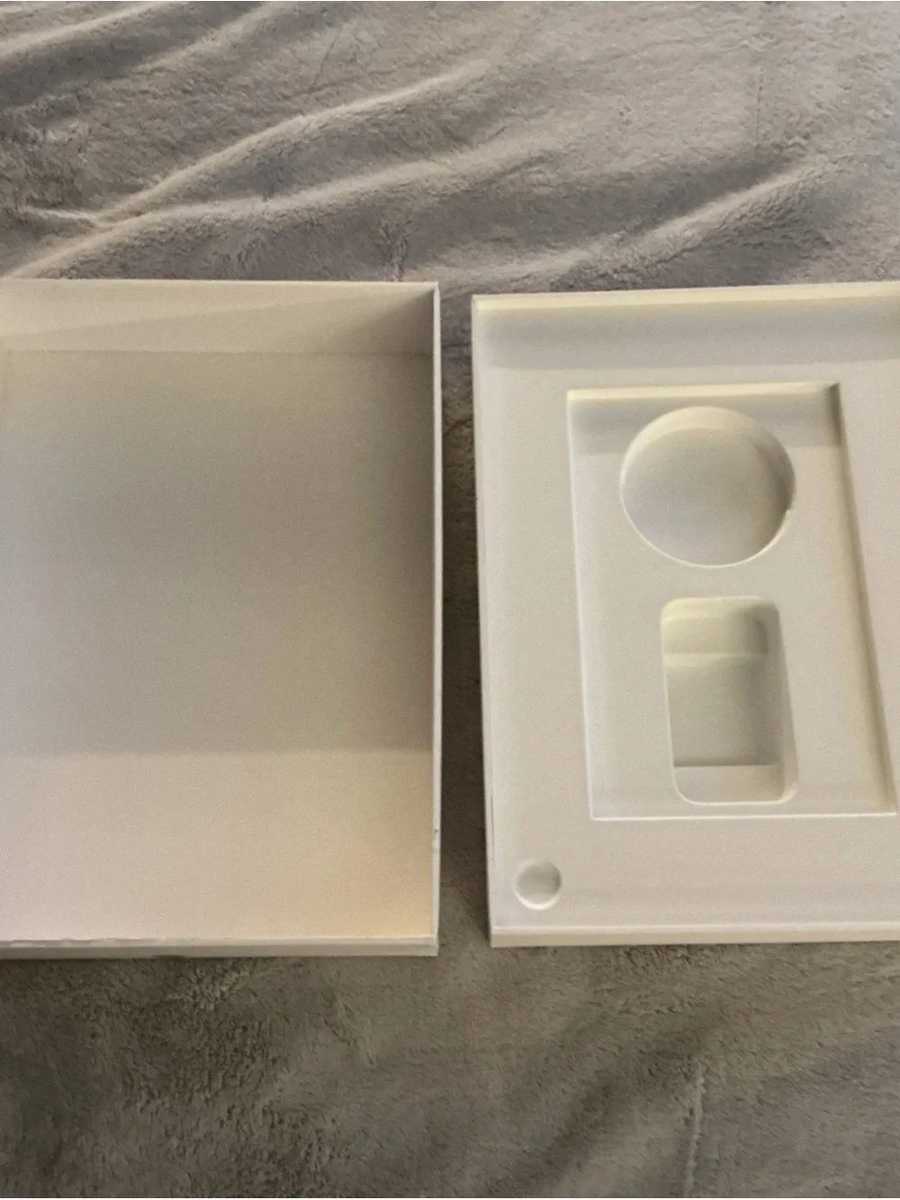 Apple iPad 10th Gen 128GB Silver Wi-Fi  Retail EMPTY BOX ONLY